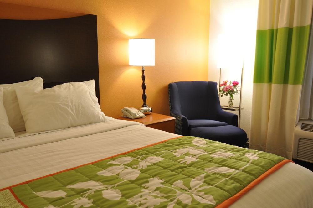 Fairfield Inn By Marriott Loveland Fort Collins Exterior photo