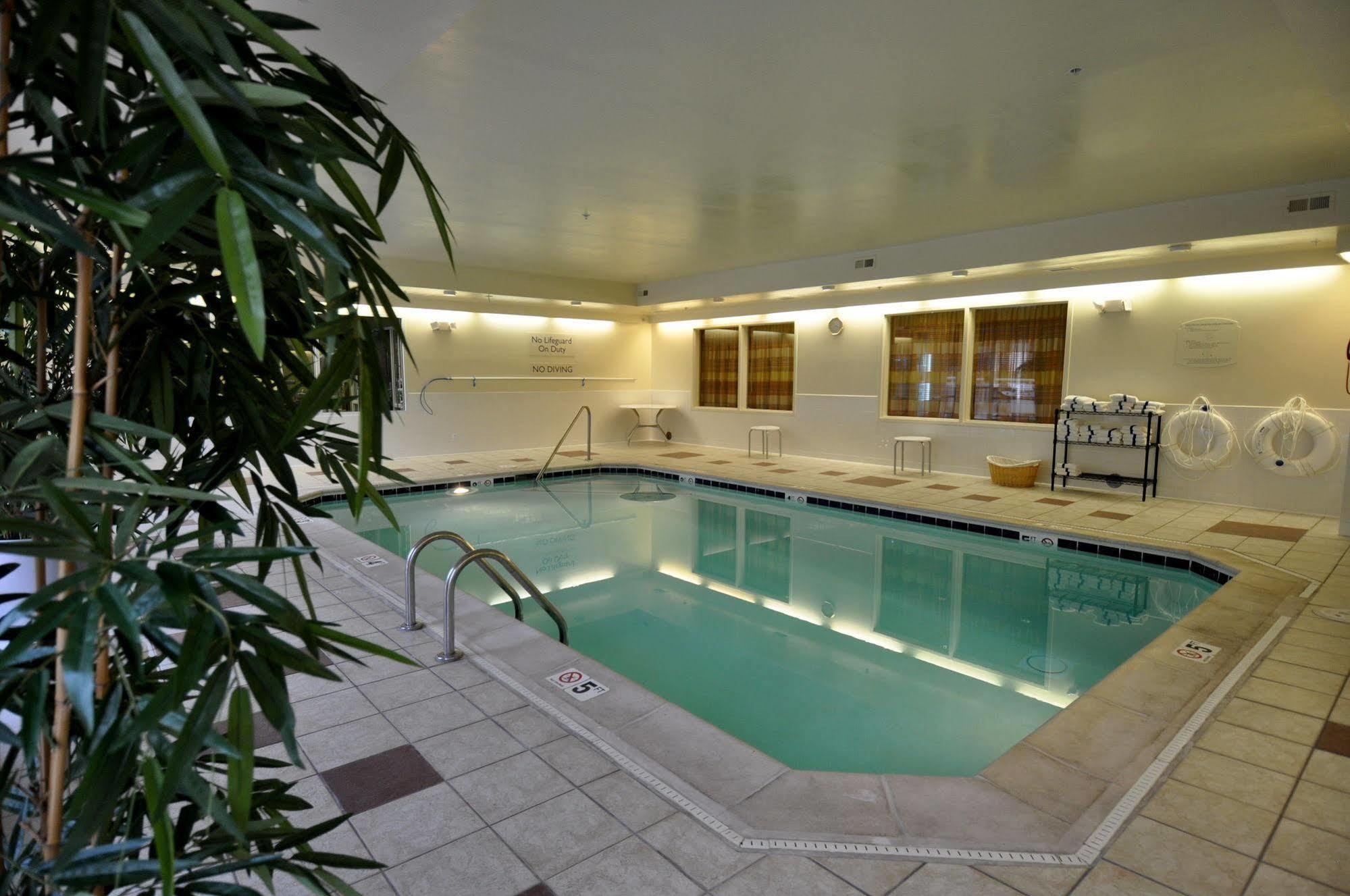 Fairfield Inn By Marriott Loveland Fort Collins Exterior photo